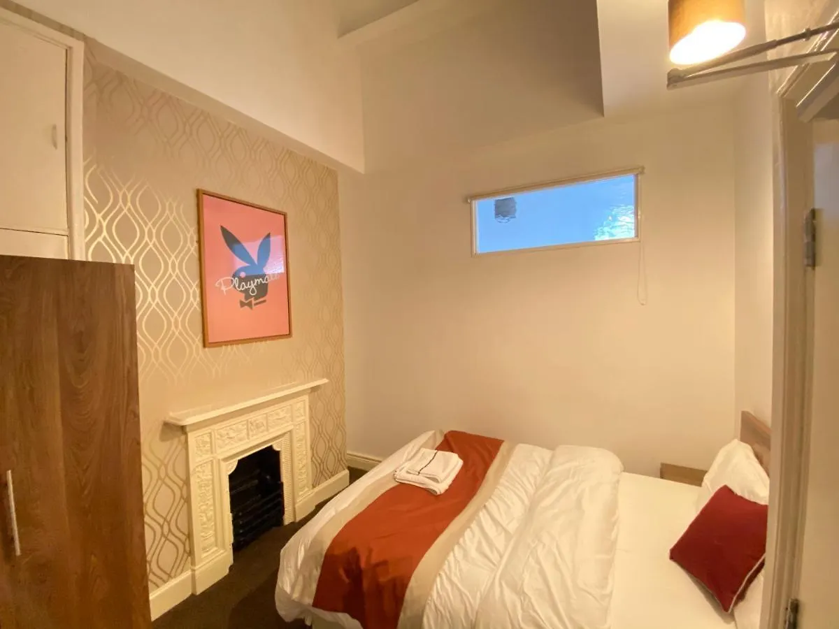 Warwick Street Professional Lets Apartment Newcastle upon Tyne
